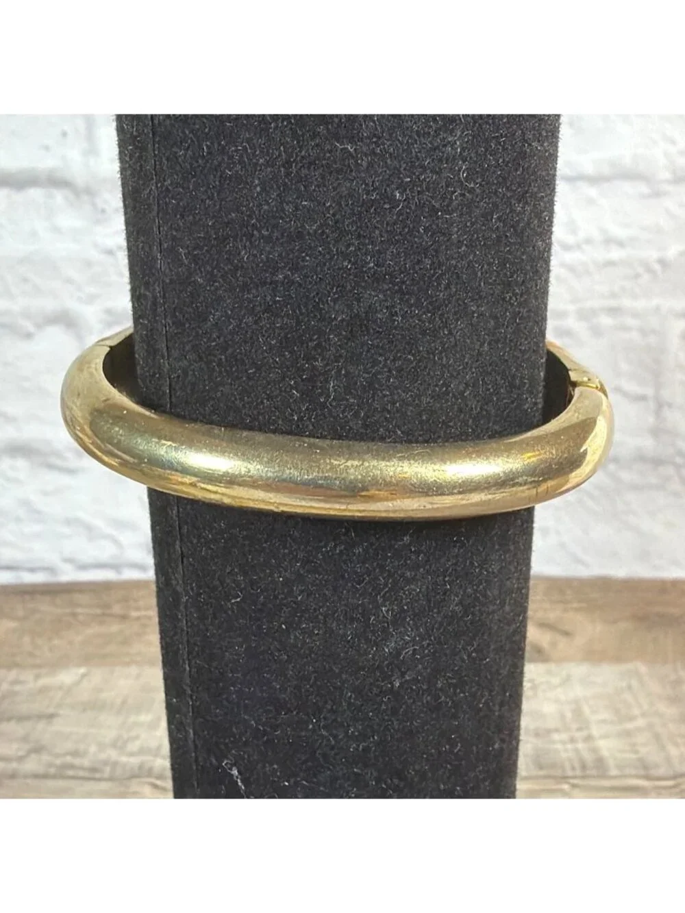 VTG Art Deco Enamel Gold Tone Hinged Bangle Rhinestone Clamper Retro Bracelet - Picture 12 of 16